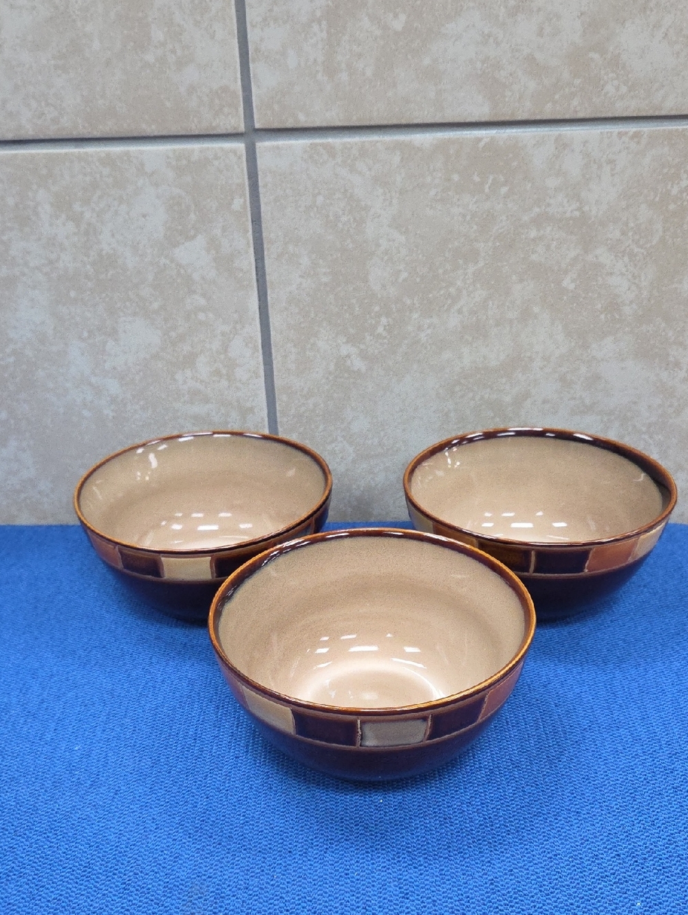 Set of 3 Gibson Elite Casa Estebana Two-Tone Ceramic 6" Cereal Bowls.  Stoneware